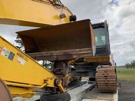 Sumitomo SH300-5 Excavator  - picture2' - Click to enlarge