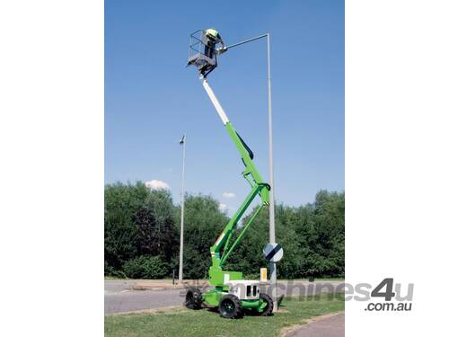 HR12 4x4 Self Propelled Boom Lift