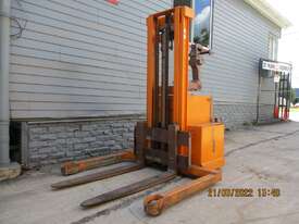 Big Joe Walkie Stacker 1 ton Container Mast #1698 - picture0' - Click to enlarge