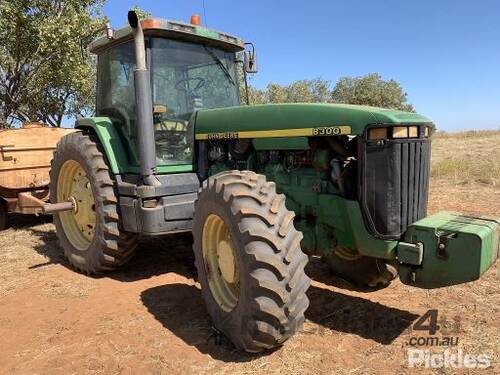 1998 John Deere 8300