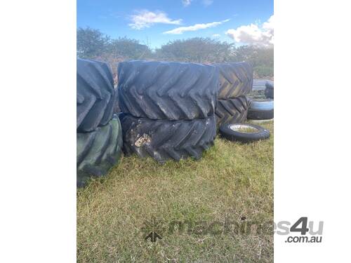 30.5 X 32 Tractor tyres