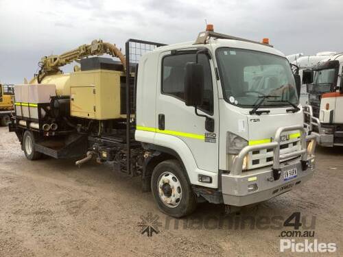 2013 Isuzu FSR 850