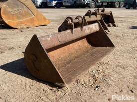 1995 Jaws Buckets P6DX 1000, 1000mm Mud Bucket To Suit Excavator. - picture1' - Click to enlarge