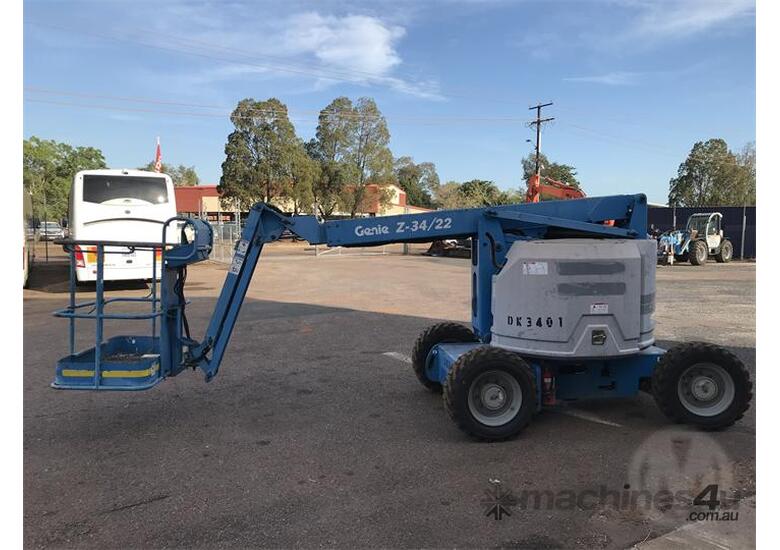 Used Genie Genie Knuckle Boomlift Articulated Boom Lifts in , Listed