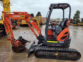 2018 KUBOTA U25 2.6T MINI-EXCAVATOR WITH HYDRAULIC HITCH, BUCKETS AND LOW 1108HRS - picture0' - Click to enlarge