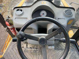 Volvo BL71 Backhoe Loader Loader - picture1' - Click to enlarge