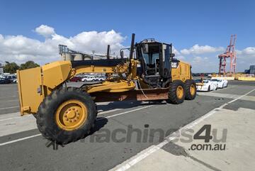 2013 CAT 140M2 VHP PLUS 7,200 hrs 2013 CAT 140M2 VHP PLUS 7,200 hrs
