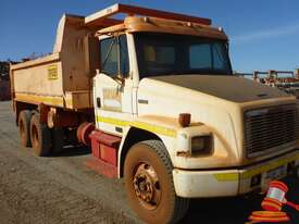 MERCEDES BENZ FREIGHTLINER FL80 TIPPER - picture0' - Click to enlarge