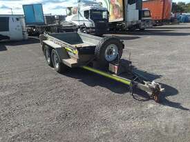 Tandem Trailer - picture0' - Click to enlarge