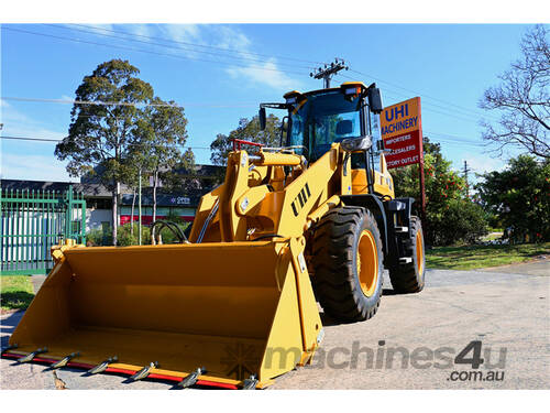 UHI 114HP LG825 2.5T  Load Capacity Wheel Loader