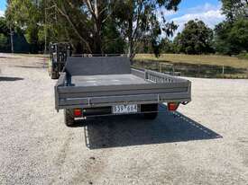 Flat Bed Trailer, Carry up to 3T, Excellent Condition - picture1' - Click to enlarge