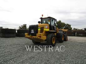 CATERPILLAR 938K Wheel Loaders integrated Toolcarriers - picture1' - Click to enlarge