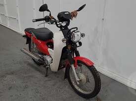 Honda Supercub - picture0' - Click to enlarge