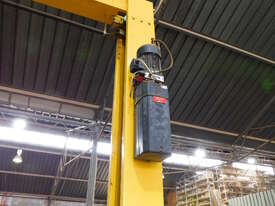 TECALEMIT 2 POST VEHICLE HOIST, MODEL TEC513 - picture1' - Click to enlarge