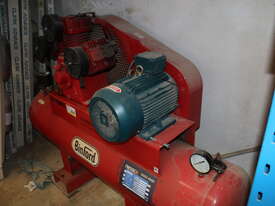 BINFORD HORIZONTAL AIR COMPRESSOR - picture2' - Click to enlarge