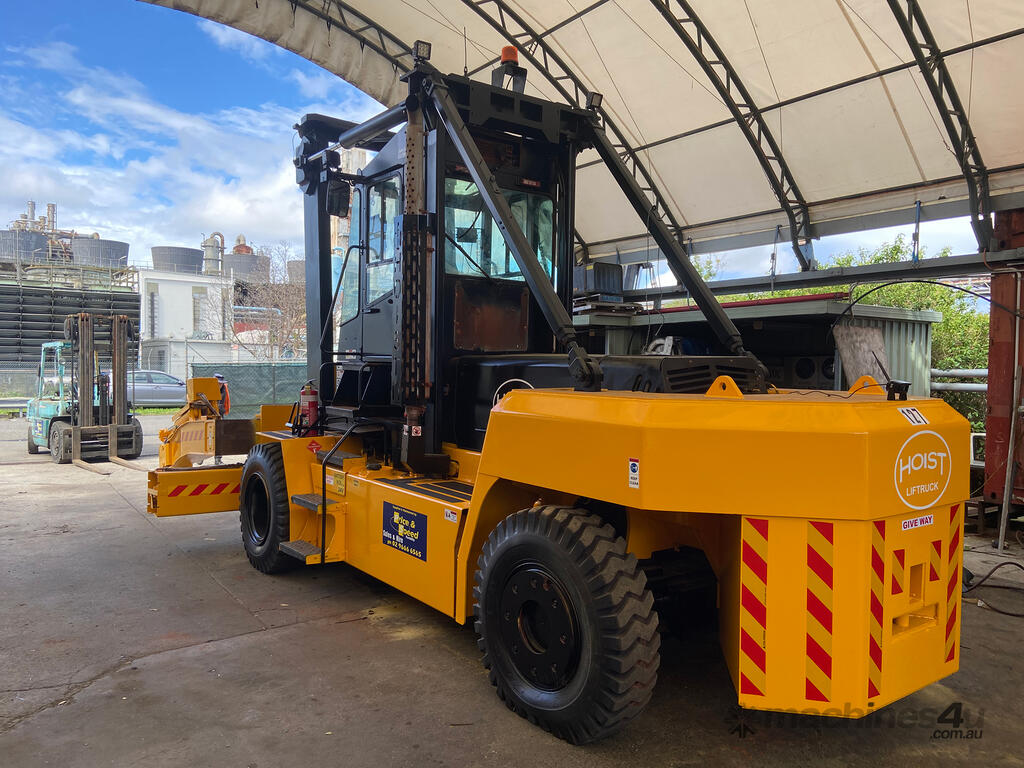 Hire Hoist Lift Trucks Hoist Tyre Handler Sydney Forklifts PS127