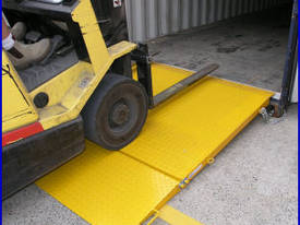 Container Ramp 6500kg - picture1' - Click to enlarge