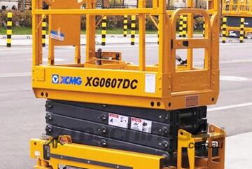 XCMG Electric Scissor Lift XG0607DC - Advanced Performance With Maximum Payload Of 240kg