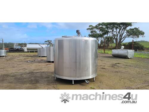 4500lt STAINLESS STEEL TANK, MILK VAT (will hold 4800lt) 