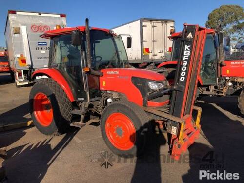 Kubota M8540 4x4 Tractor