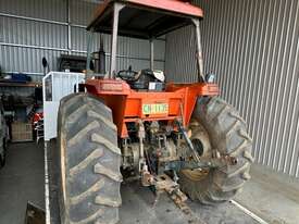 Kubota M8950 Utility Tractors - picture0' - Click to enlarge