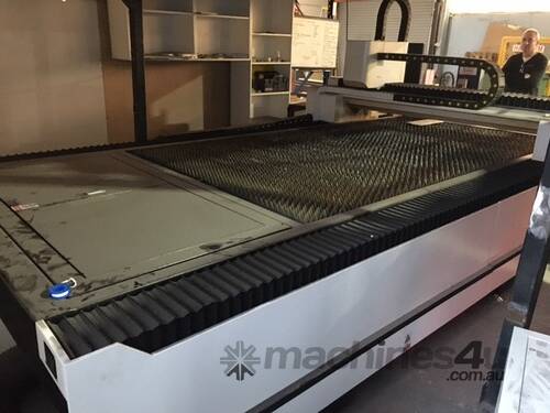 G.Weike 1kW Laser Cutter