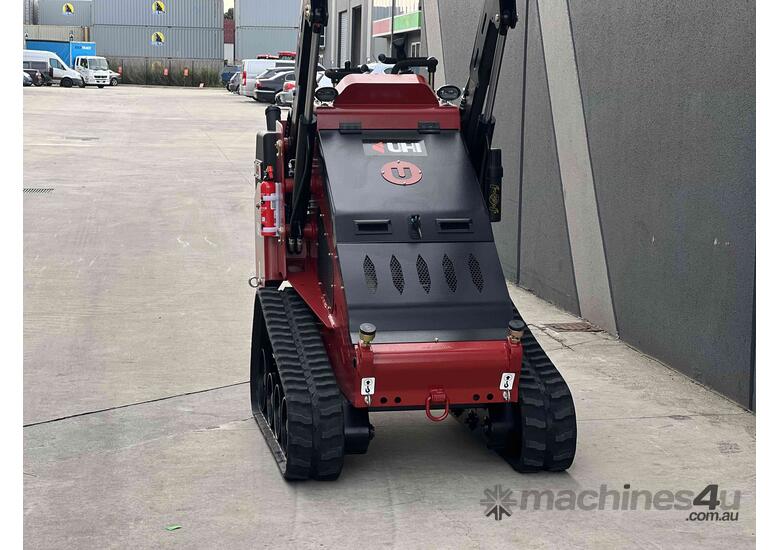 caption 30hp T40 Skid Steer Loader with Hansa Pump, 4in1 Bucket