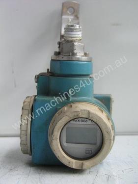 caption Eh Flowtec PMC731-R31K2E11P1 Pressure Transmitter.