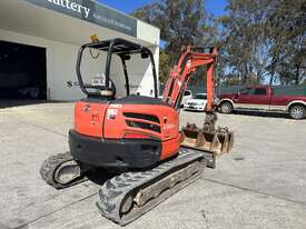 Kubota U55  Diesel complete with additional Buckets and Augers - picture2' - Click to enlarge