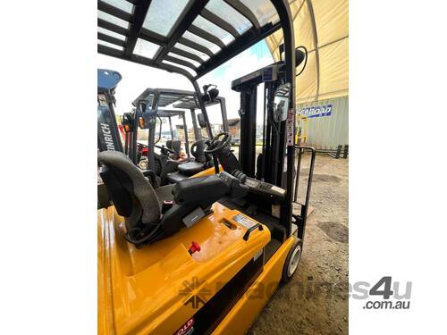 Refurbished electric forklift