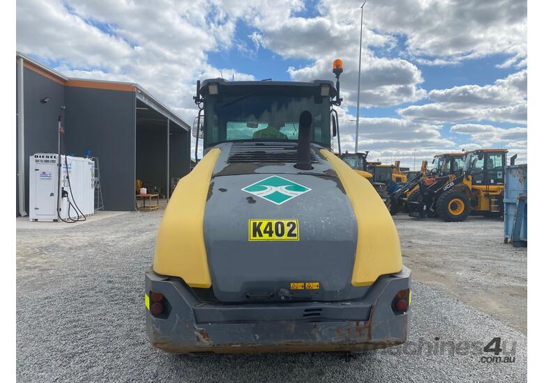 caption 2016 DYNAPAC CA4000PD PADFOOT ROLLER U4573