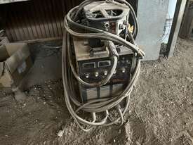 Renegade NB 350 Welder - picture0' - Click to enlarge