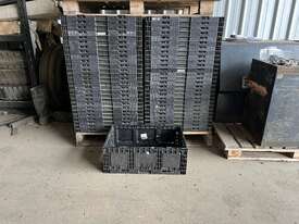 Pallet of Plastic Packing Crates - picture0' - Click to enlarge