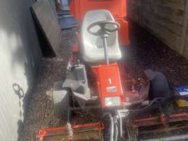 Ride on reel mower - picture0' - Click to enlarge