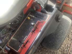 Ride on reel mower - picture0' - Click to enlarge