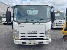 Isuzu NLR - picture0' - Click to enlarge