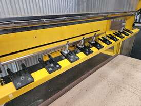 AUSTRALIAN-MADE HIGH-PERFORMANCE CNC ROUTER  - picture1' - Click to enlarge