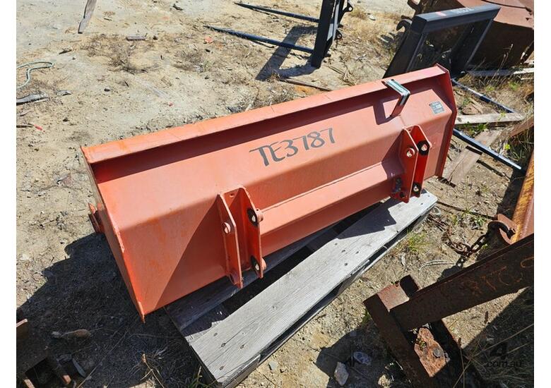 New Kubota Kubota Loader Bucket 1340mm Wheel Loader Bucket in