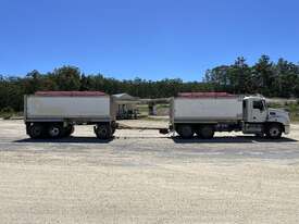 2010 MACK CMMR Trident (6x4) Tipper - picture0' - Click to enlarge
