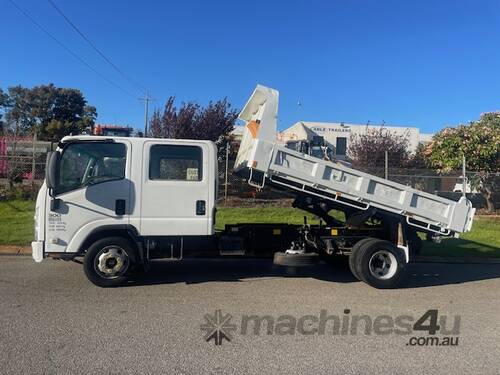 Truck Tipper Isuzu NPR 3 Tonne Dual Cab 6 Speed 151594km SN1595 1IEN995