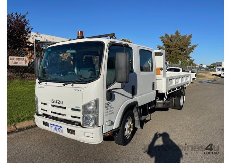 Truck Tipper Isuzu NPR 3 Tonne Dual Cab 6 Speed 151594km SN1595 1IEN995