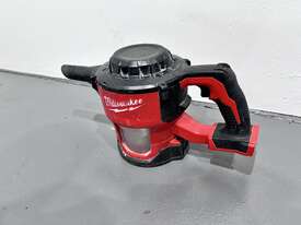 Milwaukee cordless compact vac - picture1' - Click to enlarge