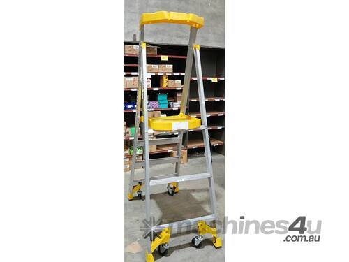 Bailey P170 Platform 3 Step Ladder 