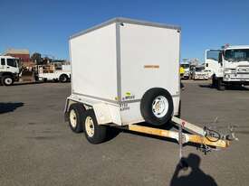 2011 Tandem Axle Enclosed Box Trailer - picture0' - Click to enlarge