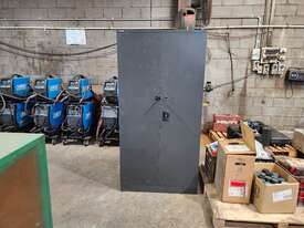 Steel Cabinet - picture0' - Click to enlarge