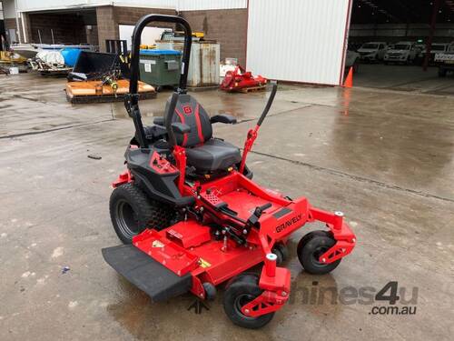 2022 Gravely Pro Turn 52 Zero Turn Ride On Mower