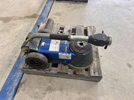 Air Hydraulic Jack - 25T - picture1' - Click to enlarge