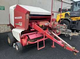 Welger RP202 Special Round Baler + Low Bales - picture0' - Click to enlarge