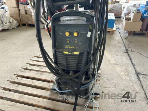 AIA Weldmatic 350 Welder & W67 Wire Feeder