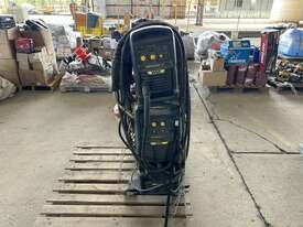 AIA Weldmatic 350 Welder & W67 Wire Feeder - picture2' - Click to enlarge